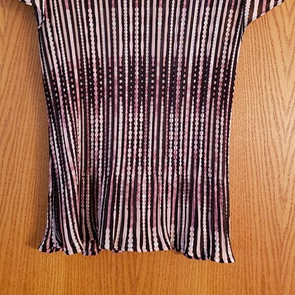 Dressbarn Silky Pleated Purple White Black Top Sz L - Picture 6 of 7
